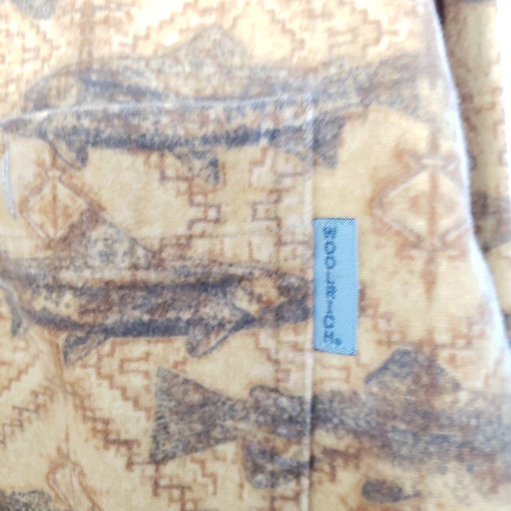 Woolrich Buckskin Southwest Fish Print Flannel Outdoor Shirt - Picture 4 of 9